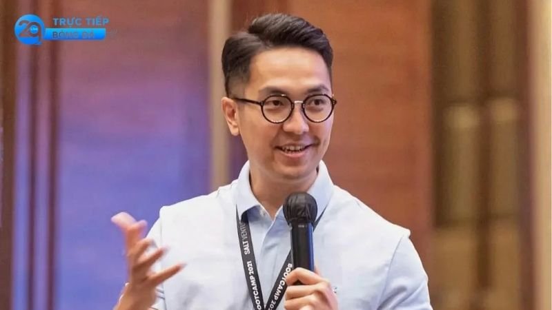 Khám Phá Thế Giới Bình Luận Viên Bóng Đá 2qlive Nổi Tiếng 2 Sự Phát Triển Của Nghề Bình Luận Viên Bóng Đá