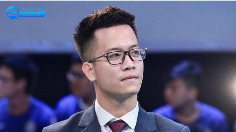 Tìm Hiểu Về Vai Trò Của Giọng Đọc Bình Luận Trong Bóng Đá